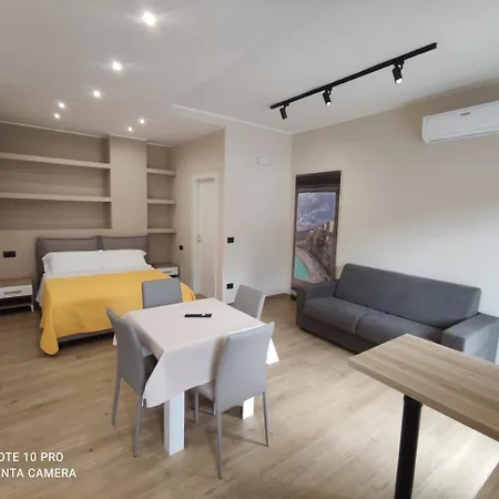 Giorgia House Couette-café Vibo Valentia